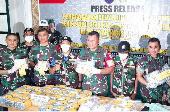 Satgas Pamtas TNI Gagalkan Penyelundupan Sabu 35 Kg di Perbatasan RI-Malaysia