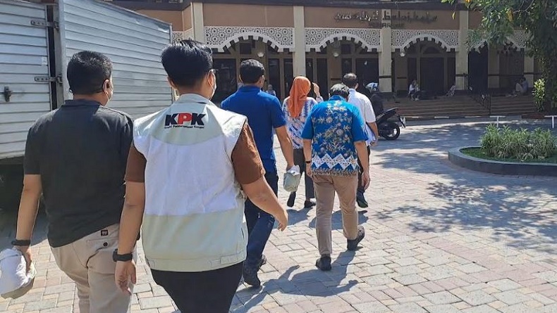 Usai Balai Kota, KPK Geledah Kantor Diskominfo Semarang