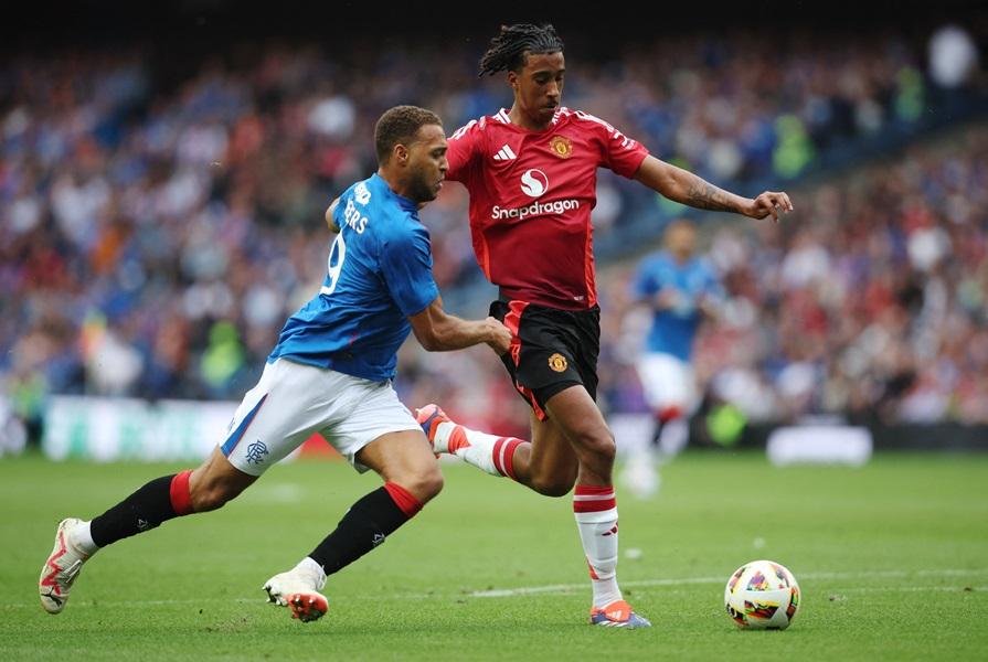 Leny Yoro Puas Antar Man United Menang Vs Rangers di Laga Debutnya: Ini Luar Biasa!