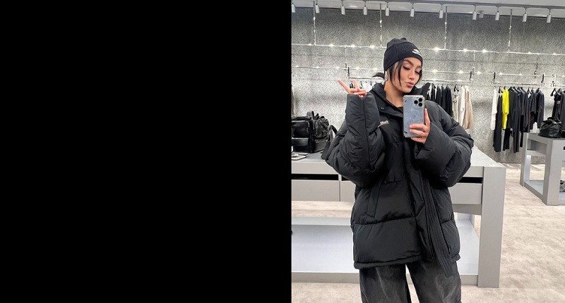 Agnez Mo Mendadak Posting Foto Hitam di Instagram, Bakal Ada Karya Baru?