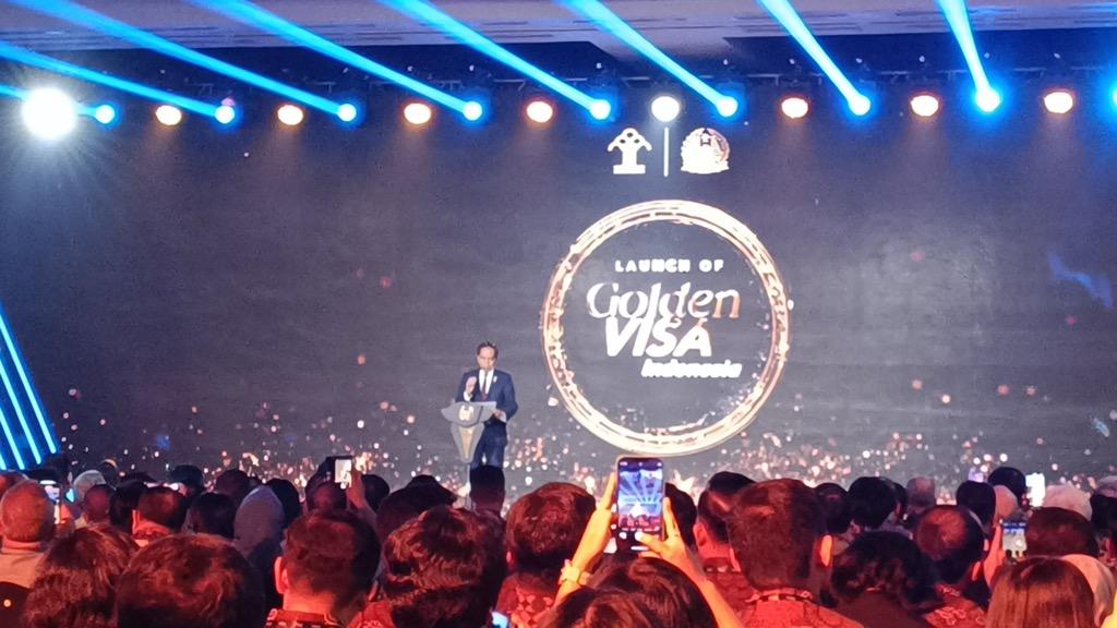 Jokowi Luncurkan Golden Visa: Beri Kemudahan WNA Berinvestasi di Indonesia    