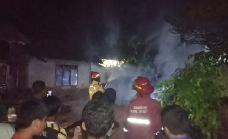 Kesal Tak Diberi Uang Rp2.000, ODGJ di Bogor Bakar Rumah Warga 