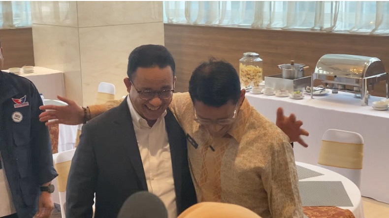 Anies dan Sandiaga Uno Bertemu di Mukernas Partai Perindo, Berpelukan Akrab
