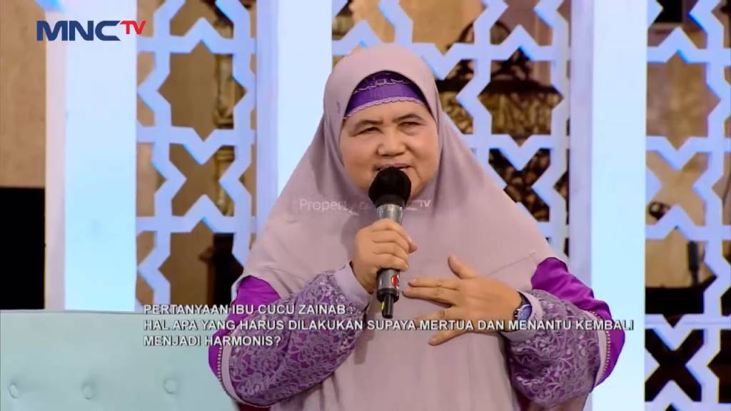 Mamah Dedeh Tolak Punya Media Sosial dan YouTube, Pilih Habiskan Waktu Berkebun
