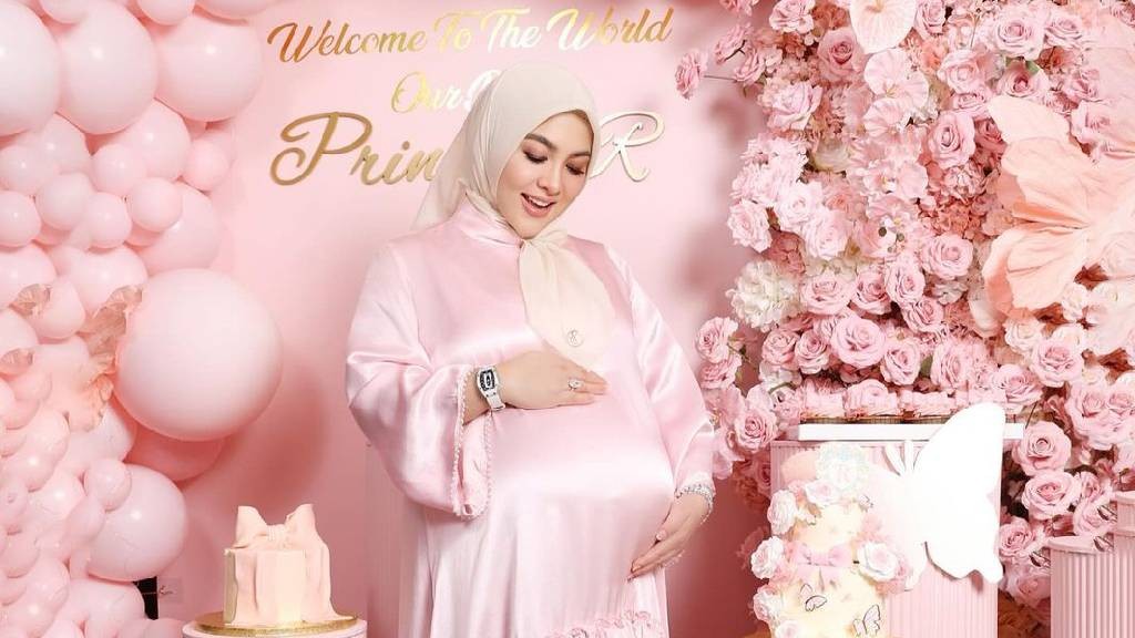 Syahrini Melahirkan Anak Pertama, Melly Goeslaw: Selamat Ya Dititipkan Anak Perempuan Insya Allah Sholehah
