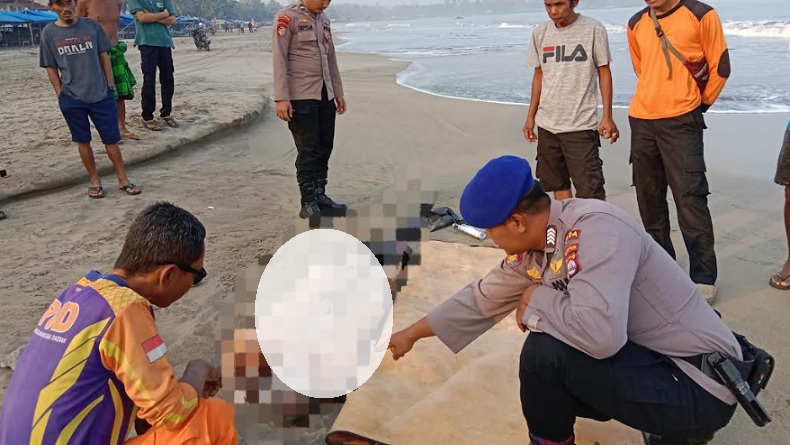 Mayat WNA Ditemukan di Pantai Anyer, Celana Terikat Botol Berisi Tulisan Kertas