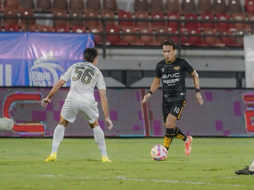 Hasil Liga 1: Drama 4 Gol, Persib Diimbangi Dewa United