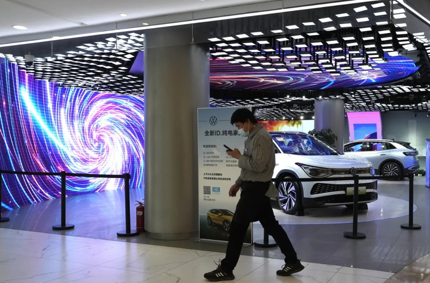 Uni Eropa bakal Pangkas Tarif Impor Mobil Listrik dari China, Tesla Terbesar