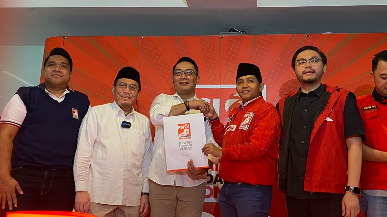 PSI Serahkan Surat Dukungan ke Ridwan Kamil-Suswono Maju Pilgub Jakarta