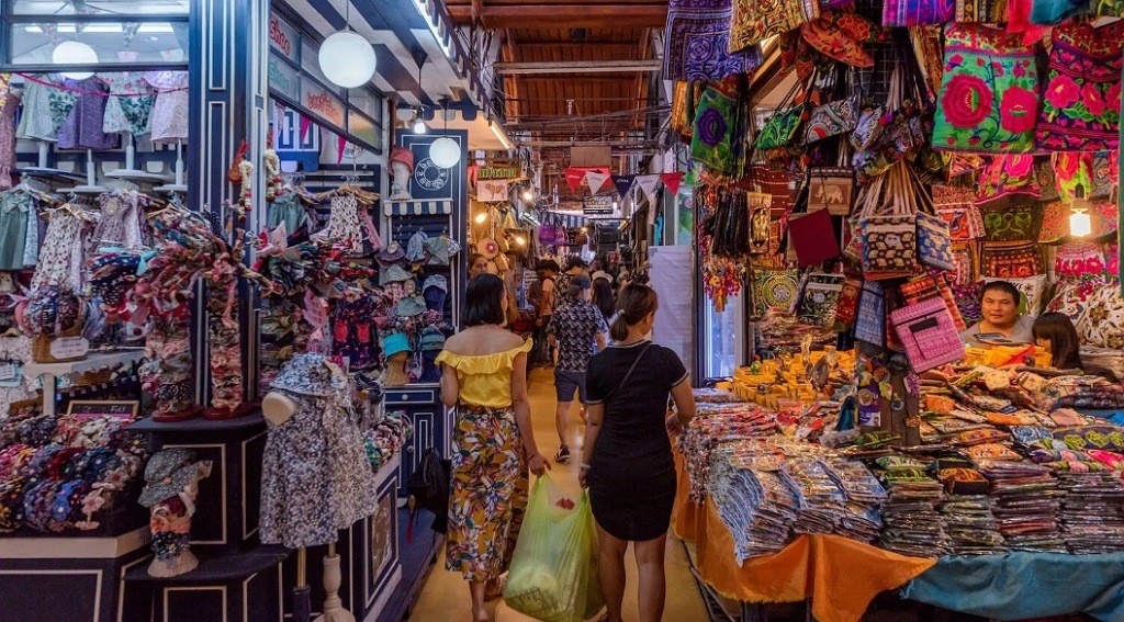 8 Tempat Belanja di Thailand, Jual Baju Murah hingga Aksesori Harga Grosir 