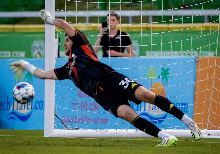 Hasil MLS 2024: Maarten Paes Kebobolan 3 Gol, FC Dallas Takluk dari Colorado 