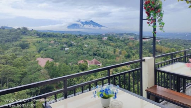 5 Tempat Nongkrong di Sentul Bogor 24 jam, Nomor 4 di Pinggir Jurang Nuansa Pegunungan