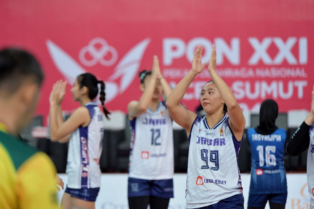Tim Voli Putri Jawa Barat ke Final PON 2024 usai Hajar Jawa Tengah