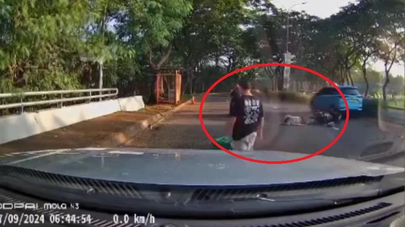 Viral Pemotor Diduga Tewas Ditabrak Lari Mobil di BSD, Netizen Curigai Pemilik Dashcam