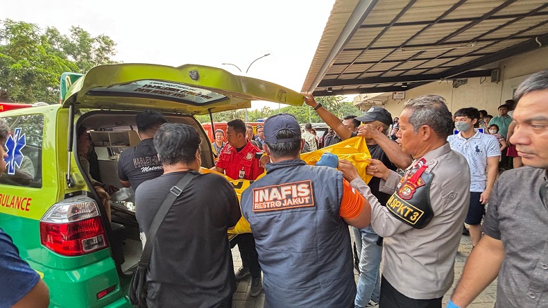 Geger! Pria Tewas Terjatuh dari Lantai 15 Apartemen di Kelapa Gading