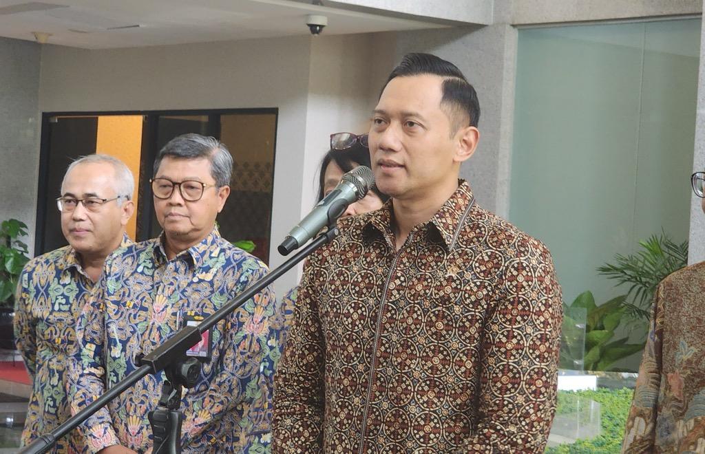 AHY Ungkap Harga Tiket Pesawat Bisa Turun hingga 10 Persen saat Libur Nataru