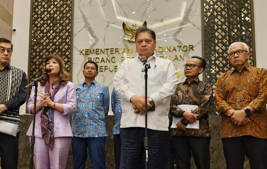 Airlangga Rapat Bareng Pengusaha Bahas UMP 2025, Ini Hasilnya