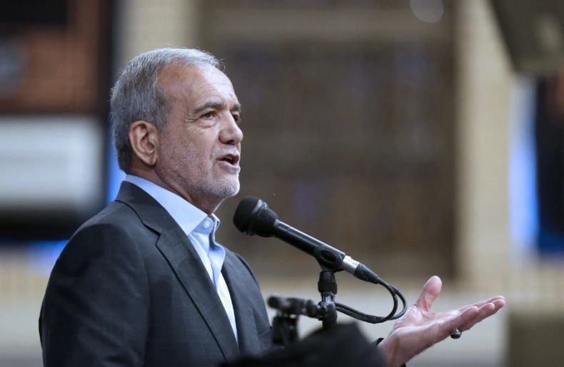 Presiden Iran Pezeshkian Tuding AS Berperan dalam Serangan Israel