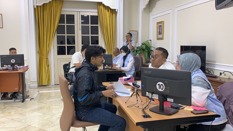 Aduan Lapor Mas Wapres Membeludak, Warga Harus Rela Kembali ke Istana Besok