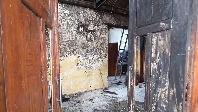 Cekcok dengan Suami, Istri di Probolinggo Beli Bensin lalu Bakar Rumah
