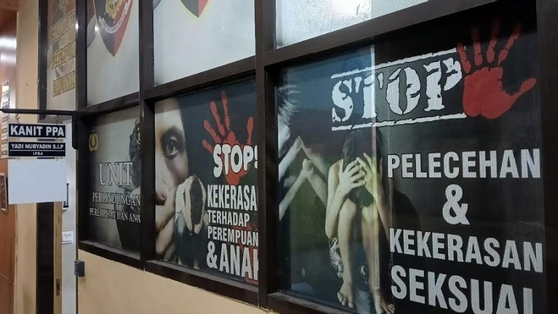 Eks Pramugari Polisikan Suami Siri, Diberi Jamu Ternyata untuk Gugurkan Kandungan