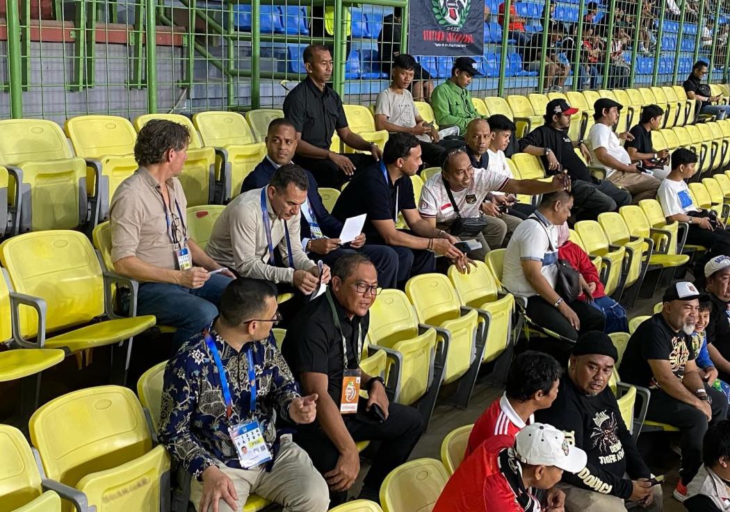 Patrick Kluivert Kepincut Performa Pemain usai Nonton Persija Vs PSBS, Siapa Dipanggil ke Timnas Indonesia?