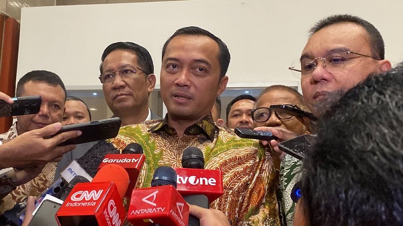 Anggaran Mobil Dinas Eselon I Nyaris Rp1 Miliar per Unit, Istana: Standar Biaya