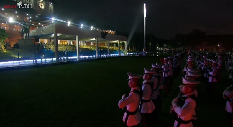 Hujan Deras Guyur Magelang saat Parade Senja Retreat Kepala Daerah