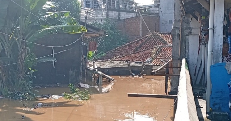 Update Banjir Jakarta: 52 RT di Jaktim dan Jaksel Masih Terendam Luapan Kali Ciliwung