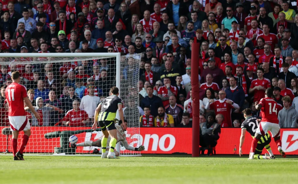 Hasil Liga Inggris: Man City Takluk di Kandang Nottingham Forest