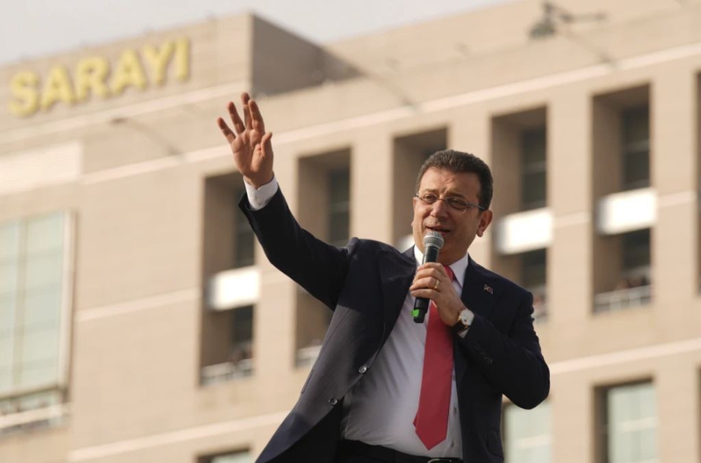 Turki Memanas! Wali Kota Istanbul Ekrem Imamoglu Lawan Politik Erdogan Dibebastugaskan