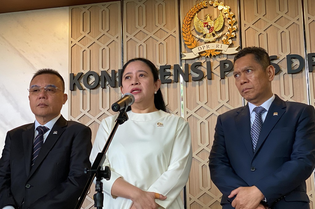Puan Pastikan DPR bakal Bahas Polemik Utang Kereta Cepat Whoosh 