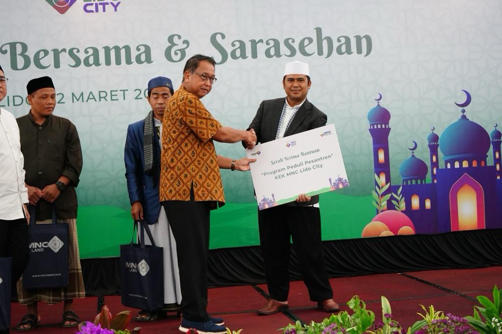 KEK MNC Lido City Ajak Ponpes Miftahul Ulum Buka Bersama: Perkuat Silaturahmi