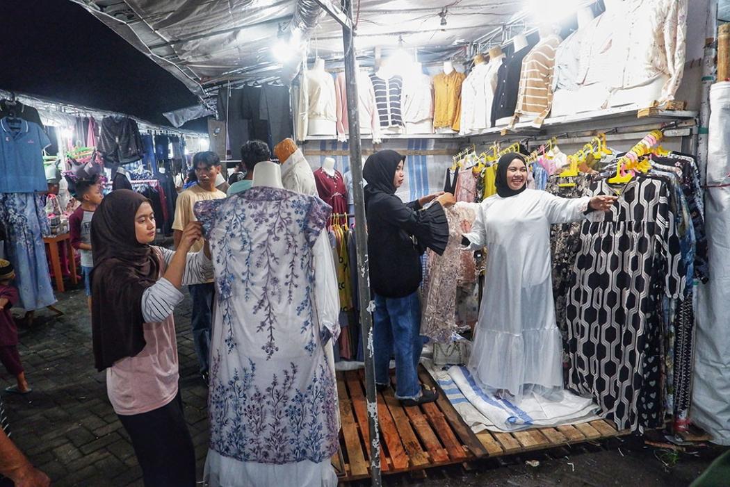 Kenapa Lebaran Identik dengan Baju Baru? Pahami Maknanya di Sini