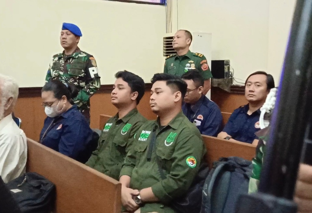Sidang Vonis Anggota TNI Tembak Bos Rental Mobil, Dua Anak Korban Turut Hadir