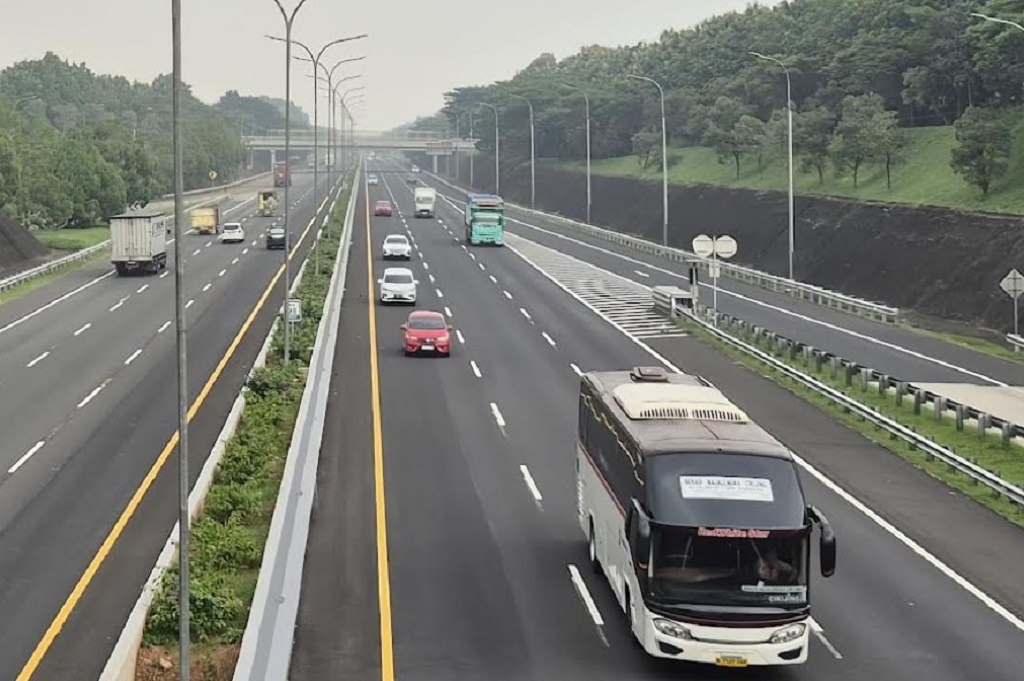Menhub Imbau Pemudik Berangkat saat Siang Hindari Macet: Malam Sangat Padat