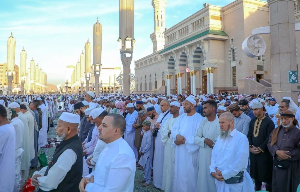 Arab Saudi Keluarkan Panduan Salat Idul Fitri, Digelar 15 Menit Setelah Matahari Terbit