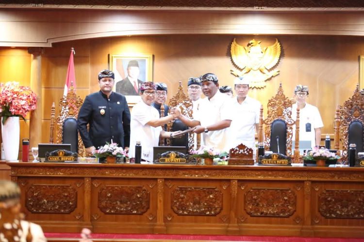 Bupati Badung Sampaikan LKPJ 2024 Tepat Waktu, Ketua DPRD Beri Apresiasi