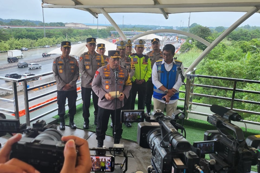 Kapolri Ungkap Arus Balik Lebaran 2025 Lebih Lancar, Jateng-Jakarta Tembus 5 Jam 6 Menit
