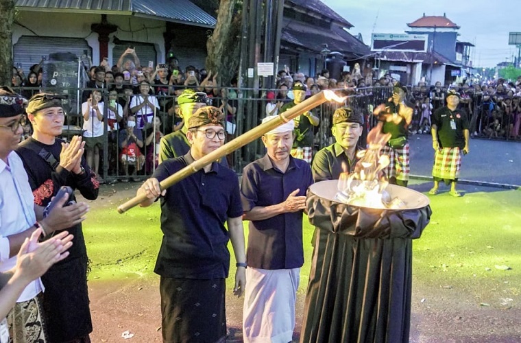 Bupati Badung Buka Jimbaran Culture Festival dan Lomba Ogoh-Ogoh 2025