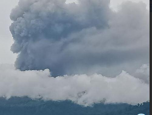 Gunung Dukono di Halmahera Utara Meletus, Kolom Abu 1.900 Meter