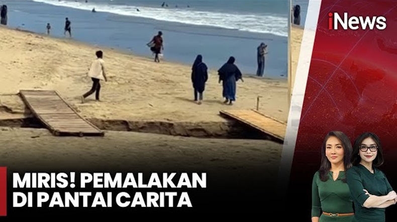 Pungli di Pantai Carita, Wisatawan Dipaksa Bayar Rp5.000 untuk Lewat Jembatan Bambu
