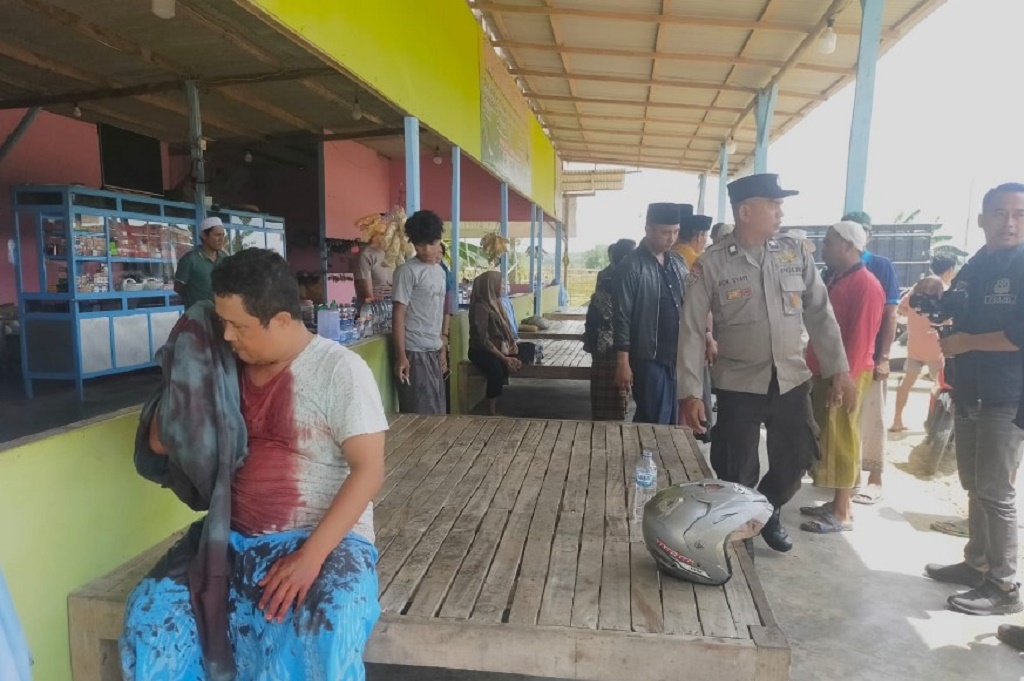 Viral Pria Bersarung di Sampang Madura Bersimbah Darah Dibacok Pakai Celurit