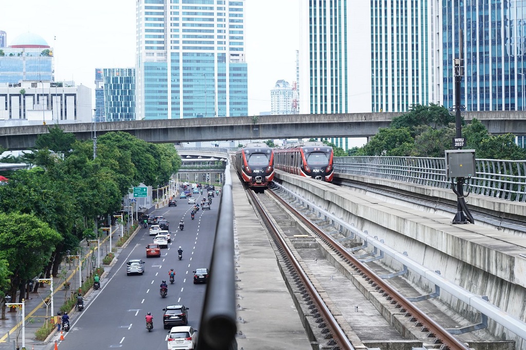 LRT Jabodebek Angkut 2 Juta Penumpang di Maret 2025, Ketepatan Waktu 99,6 Persen