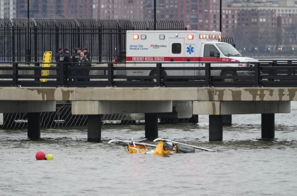 Helikopter Jatuh di New York, Korban Tewas Ternyata CEO Siemens Spanyol