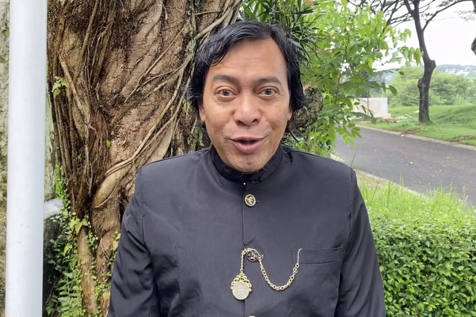 Innalillahi, Komeng Berduka Cita
