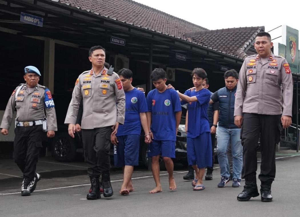 Rumah Produksi Tembakau Sintesis di Padasuka Cimahi Digerebek, 3 Orang Ditangkap