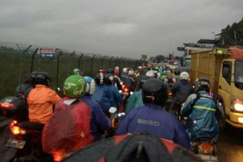 Atasi Macet, Uji Coba One Way di Pondok Cabe Diterapkan Senin Besok