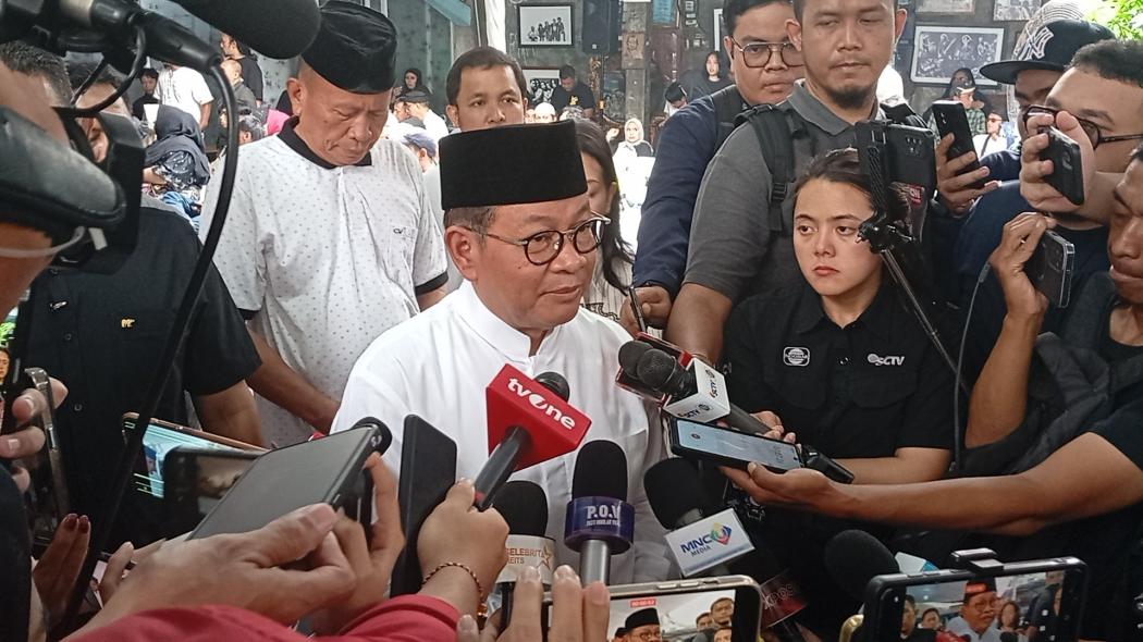 Melayat ke Rumah Duka Bunda Iffet, Pramono dan Rano Karno: Beliau Ibu bagi Pencinta Musik Indonesia 
