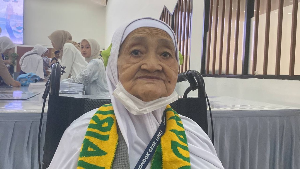 Kisah Aisyah, Jemaah Haji Lansia yang Tunggu Antrean 18 Tahun untuk Berangkat ke Tanah Suci
